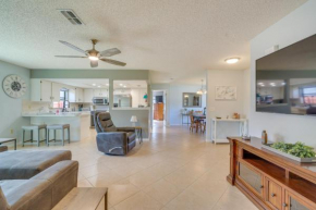 Home with Patio and Grill 2 Mi to Rainbow Springs!